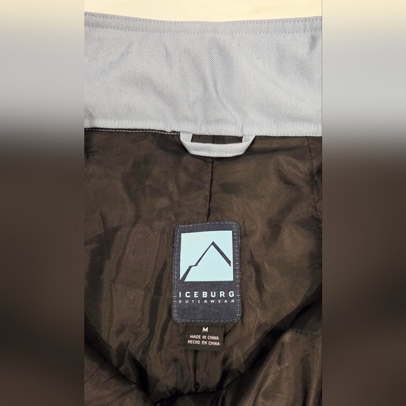 NWOT Iceburg Women's Light Blue Snow Pants - Picture 9 of 15